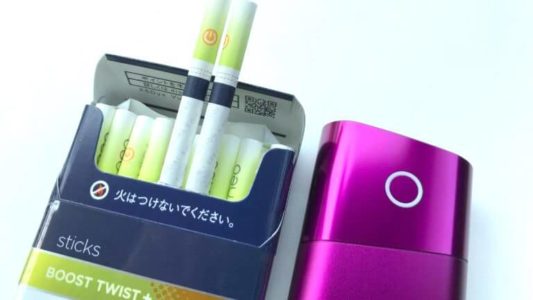 gloツイストプラスのスティックとグローミニ本体