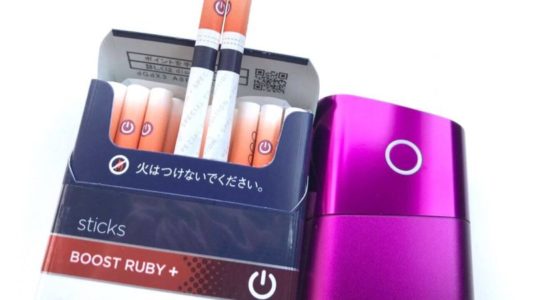 gloルビープラスのスティックとグローミニ本体