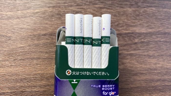 ケント・ネオスティック・トゥルー・ベリーブーストのスティック