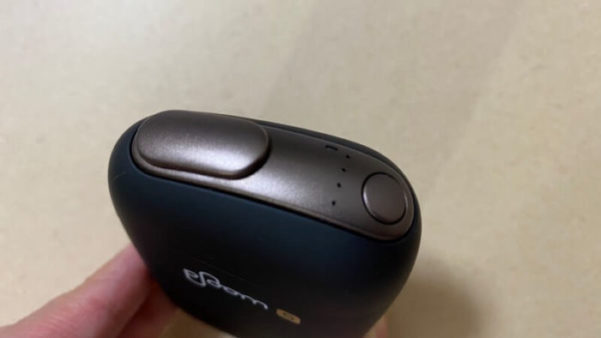 プルームエス2.0のブラックとホワイト本体実機