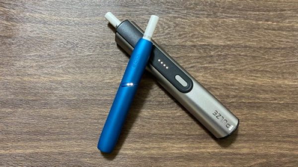 アイコスのホルダー本体とパルズ本体