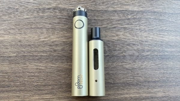 プルームテックプラスのシャンパンゴールド本体