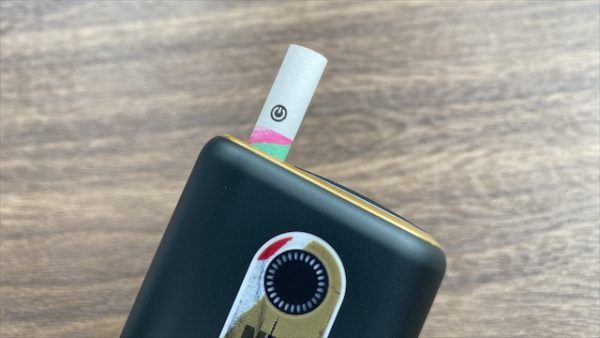 グローハイパー本体とウォーターメロンスプリットのスティック