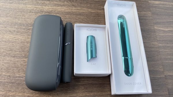 アイコスデュオ本体とエレクトリックティールのアクセサリー