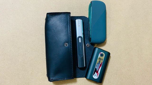 BACKLASHとPloomのマルチケース