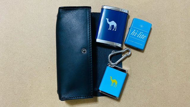 BACKLASHとPloomのマルチケース
