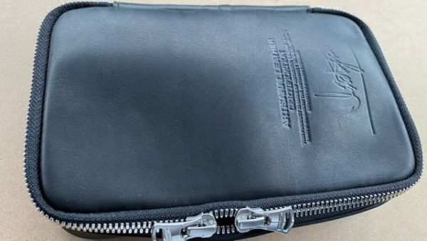 BACKLASHとPloomのマルチケース