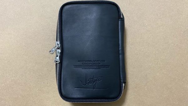 BACKLASHとPloomのマルチケース