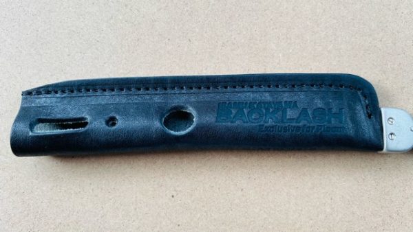 BACKLASHとPloomのレザーカバー