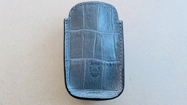 フェリージ×プルームエス2.0のレザーカバー本体