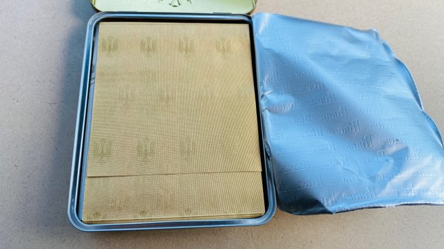 ピースオリジンの外箱パッケージ