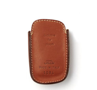 ライトブラウンのレザーカバー公式画像