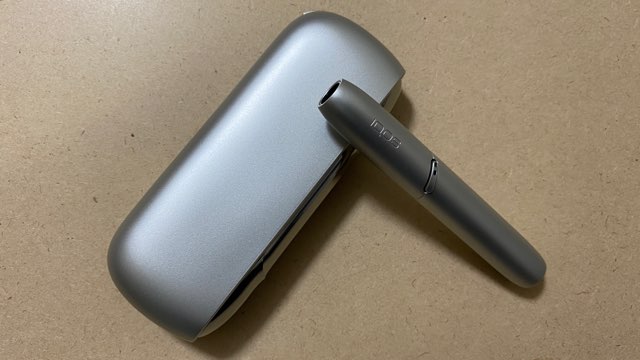 10セット iQOS3 DUOキット  ムーンシルバー IQOS 3 DUO、限定色「ムーン シルバー」。神秘的な夜空を表現