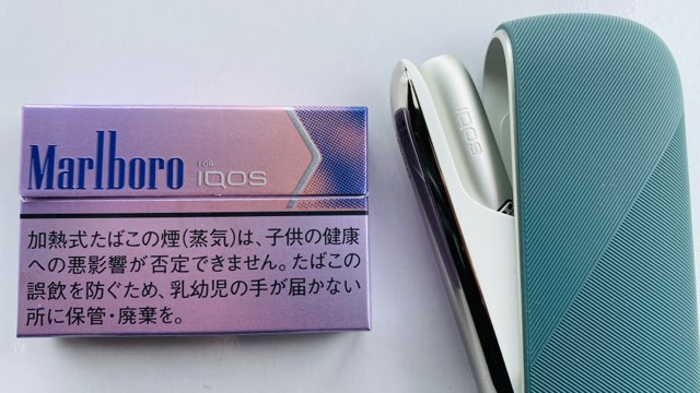 アイコス3デュオのムーンシルバーとフュージョンメンソールのパッケージ