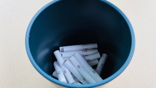 アイコスのトレイとスティック