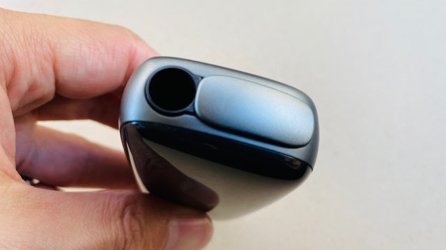 プルームエックスのスレートグレイ上部