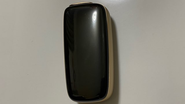 スレートグレイのフロントパネル