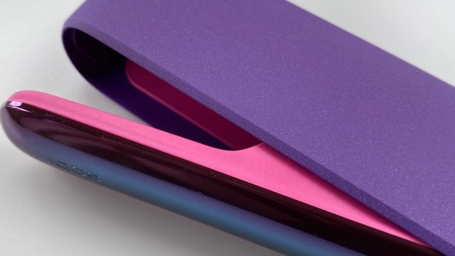 アイコスイルマ・ネオンモデルのドアカバー内側