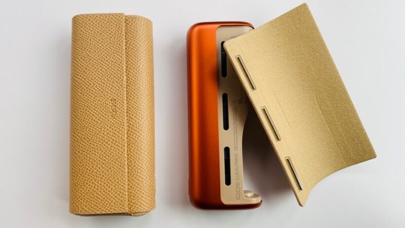 IQOSイルマプライム本体とレザーフルラップカバーのゴールドカーキ