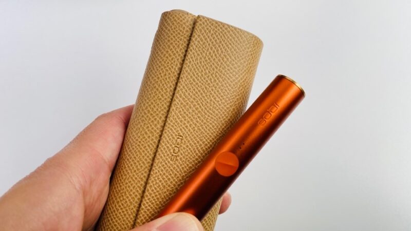 IQOSイルマプライムのホルダーとレザーフルラップカバーのゴールドカーキ