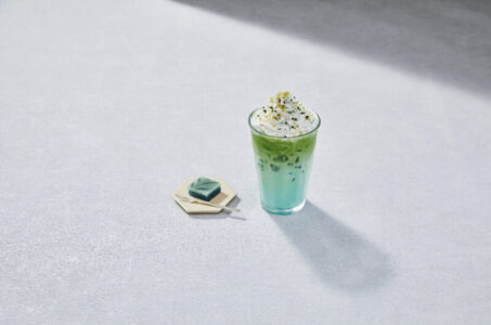 IQOSストア限定のドリンク&スイーツセット