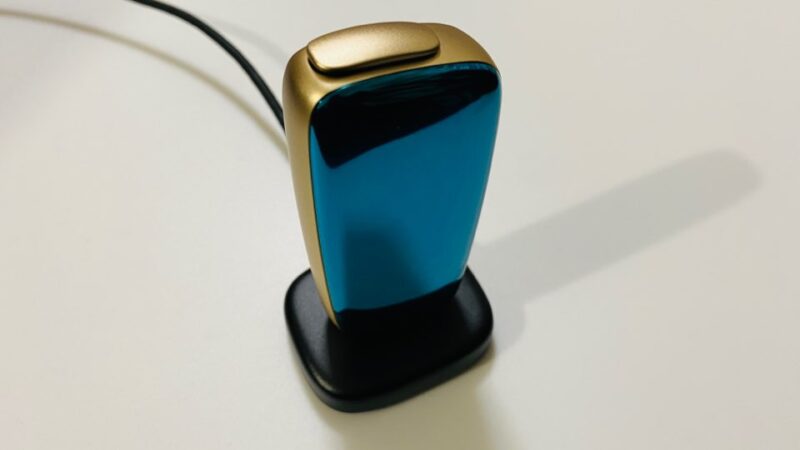 ドッキングステーションとプルームX本体