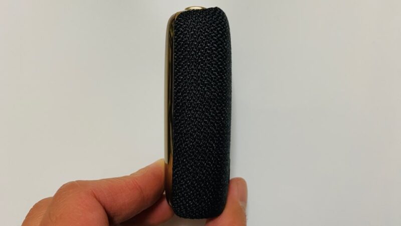 ファブリックバックカバーを付けたプルームX本体