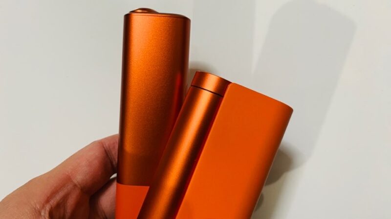 IQOSイルマワンのオアシスモデルとグローハイパーX2のメタルオレンジ