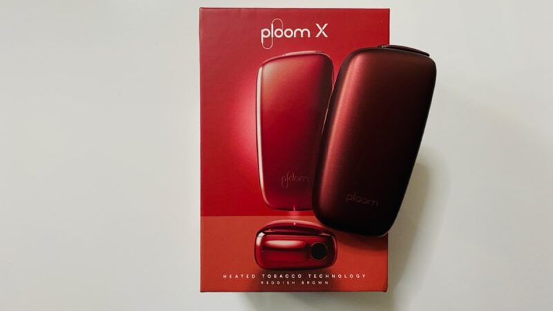 プルームXのレディッシュブラウン実機とパッケージ