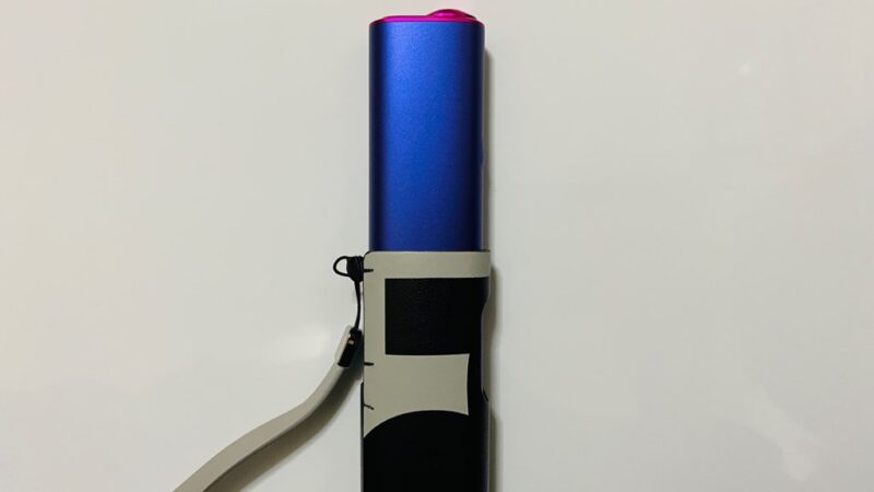 IQOSイルマワンのネオンモデルとkolor限定スリーブ+