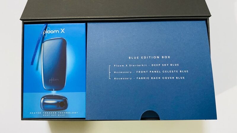 yum　スカイブルーXS ASCII.jp：プルームXアドバンスドに新色「ディープスカイブルー」