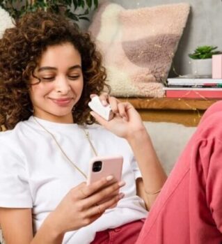 サッと、さりげなく。たばこのニオイをほぼ感じない