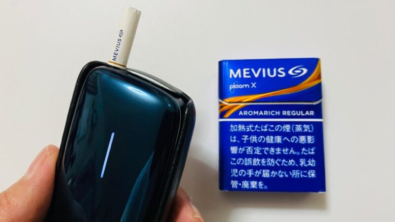 プルームX メビウス アロマリッチ レギュラーのパッケージとスティック