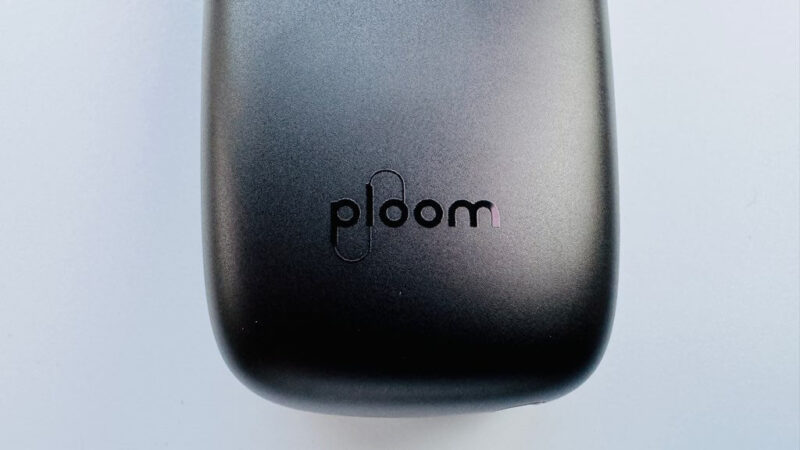 プルームXアドバンスドの実機ロゴ