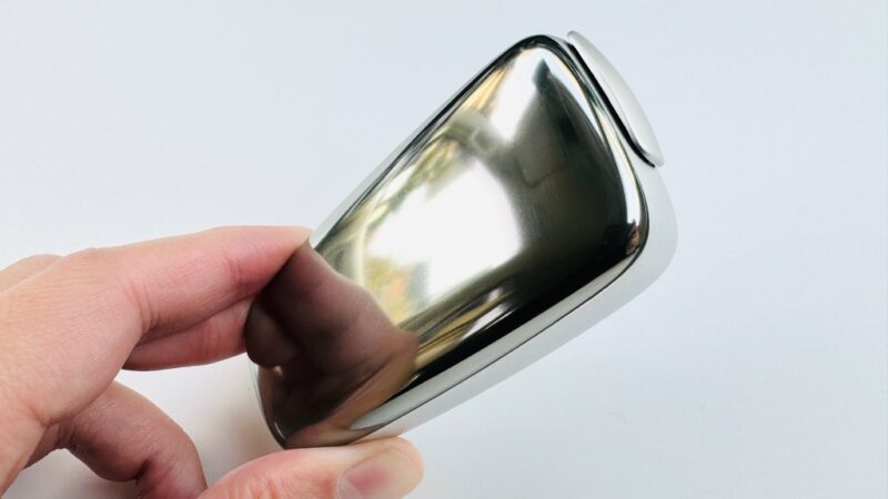 プルームXアドバンスドのシルバー本体