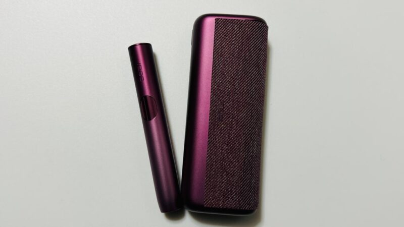 アイコスイルマiプライムのホルダーとチャージャー