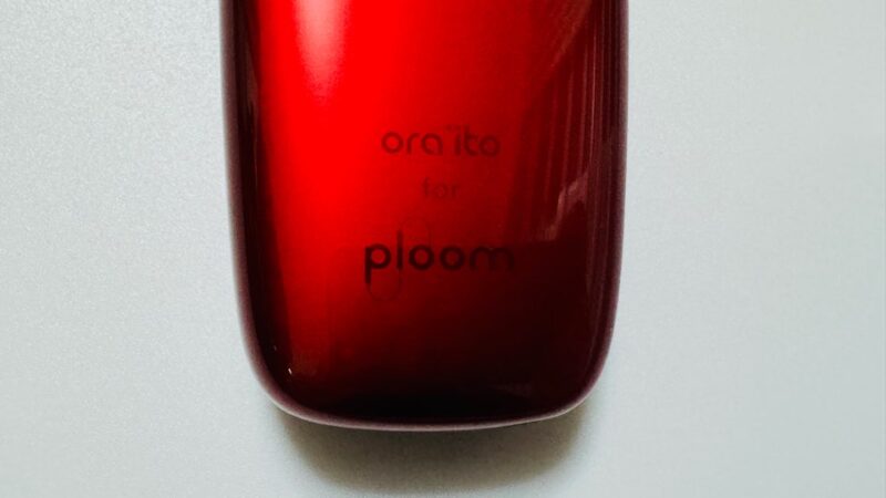 プルームXアドバンスドのオライトレッド・背面