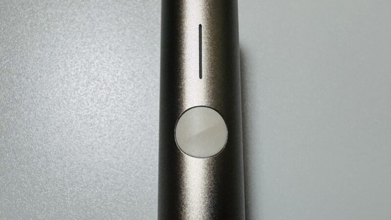 IQOSイルマiワンのミネラモデルのボタン部分