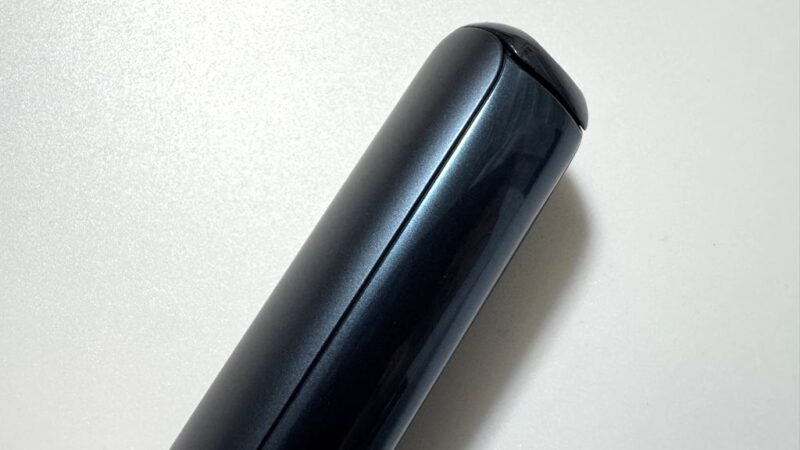 プルームオーラのネイビーブルー実機