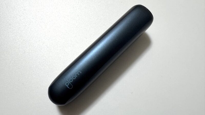 プルームオーラのネイビーブルー実機