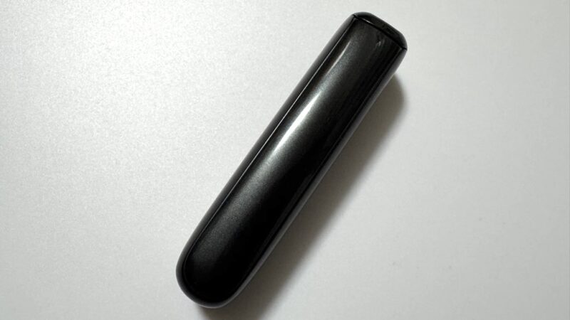 プルームオーラのジェットブラック実機