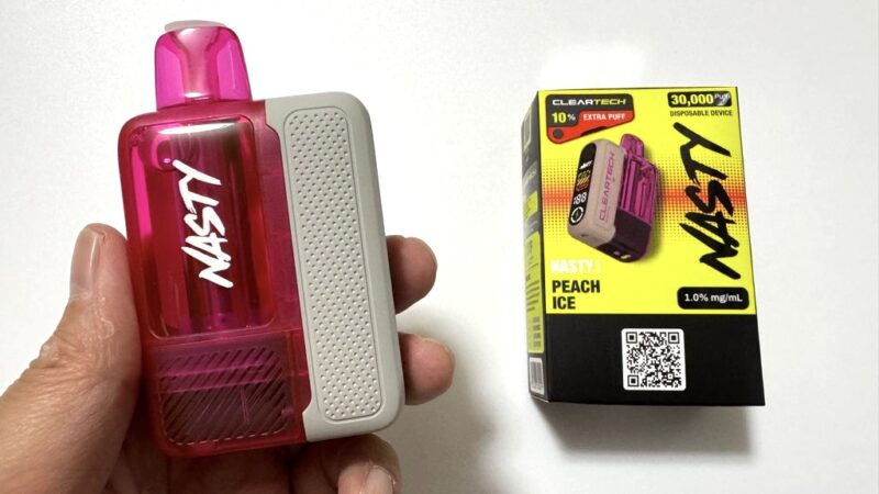 NASTY BAR CLEAR 30000 ピーチアイスのデバイスとパッケージ