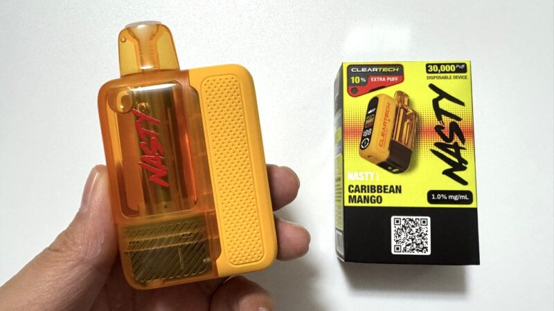 NASTY BAR CLEAR 30000 カリビアンマンゴーのデバイスとパッケージ