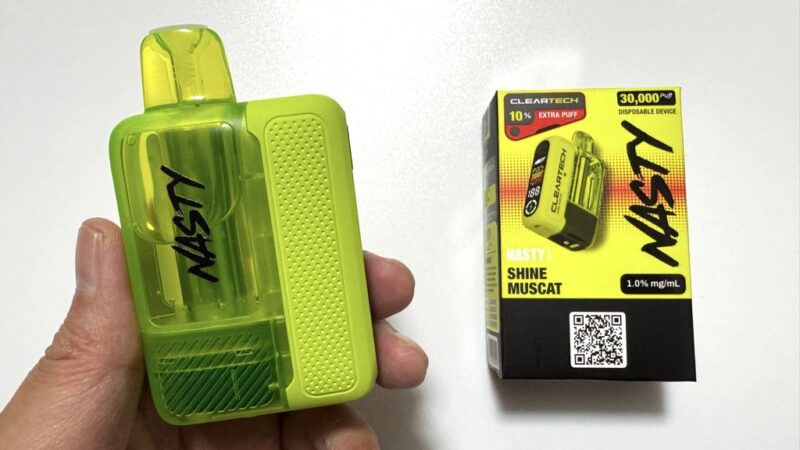 NASTY BAR CLEAR 30000 シャインマスカットのデバイスとパッケージ