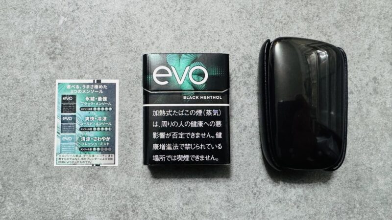 エボブラックメンソールのパッケージとプルームキューブ