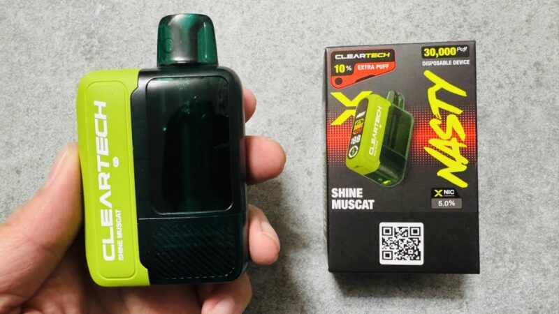 NASTY BAR CLEAR X キック上 シャインマスカットのデバイスとパッケージ