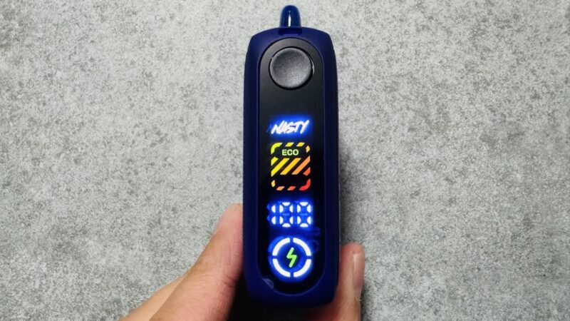 NASTY BAR CLEAR X キック上のデバイスディスプレイ