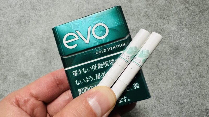 リニューアル版エボコールドメンソールのパッケージとたばこスティック