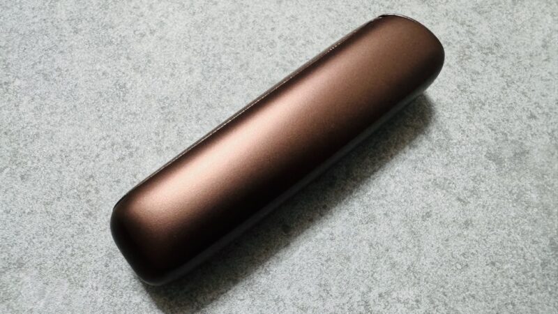 プルームオーラのブロンズロイヤル実機側面