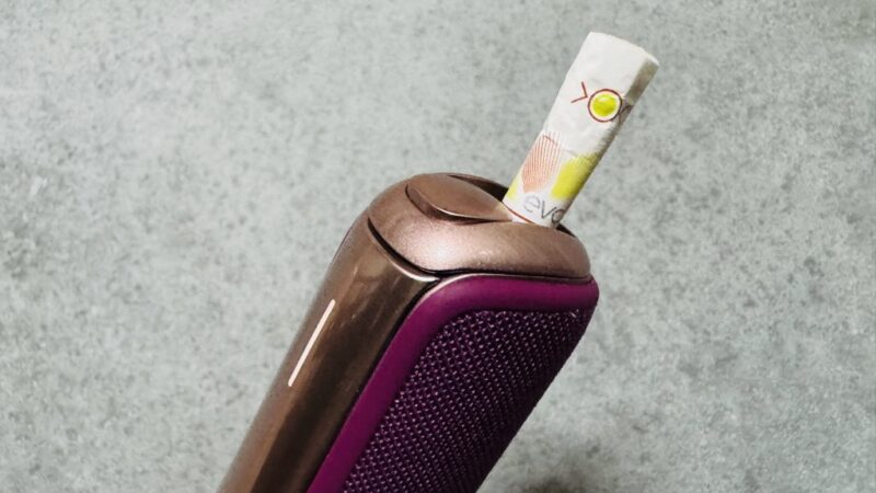 プルームオーラとエボハチミツレモンクリスタルのたばこスティック